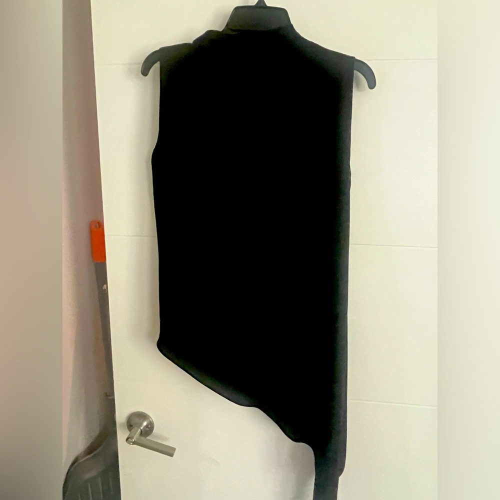 BCBG black (small) worn once, runs big